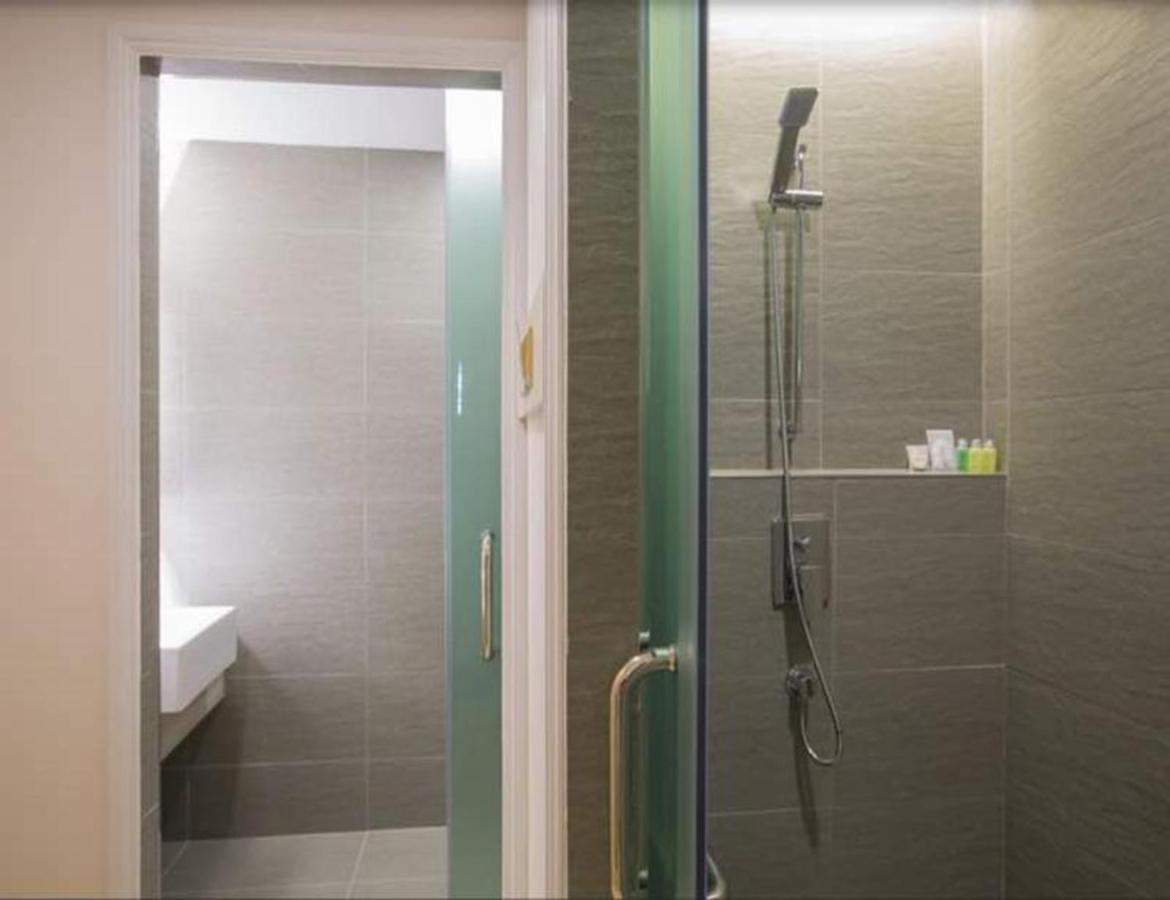Minimalist Hotel Johor Bahru Luaran gambar