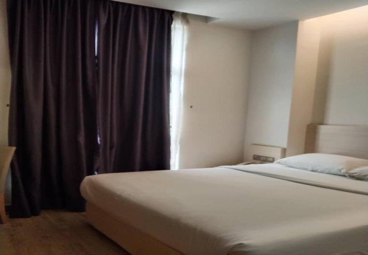 Minimalist Hotel Johor Bahru Luaran gambar
